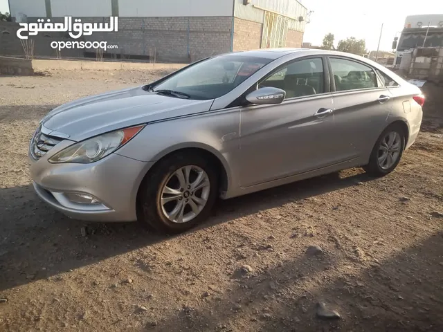 Hyundai Sonata Limited in Aden