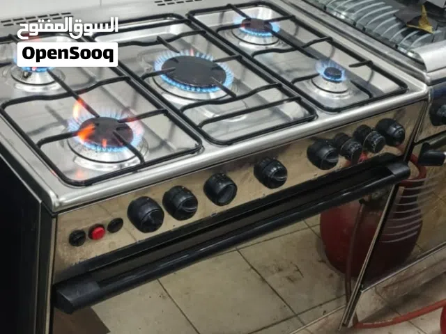 للبيع فرن بحالة ممتازة