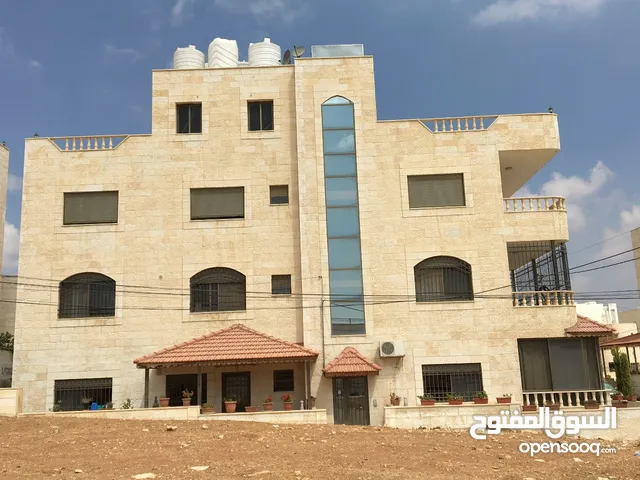 205 m2 More than 6 bedrooms Apartments for Sale in Amman Abu Nsair