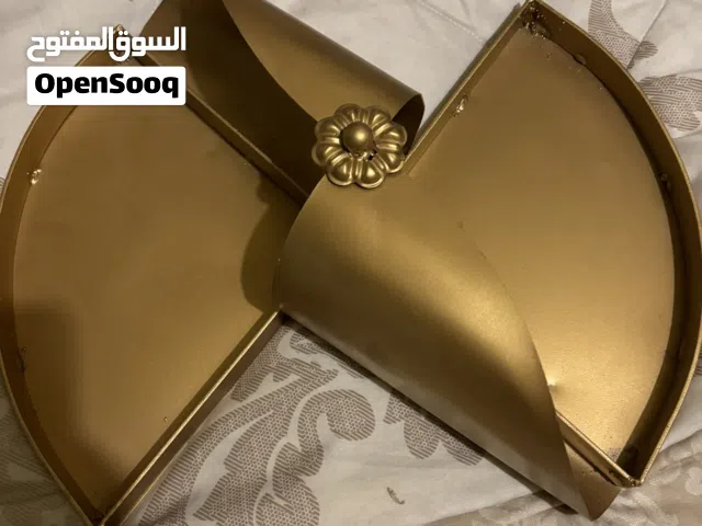 صنية معدن لتقديم الحلويات