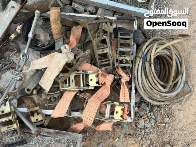خرده ومعدات بالكيلو او بالطرف