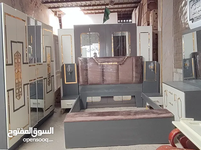 غرفة نوم ملكي جديد