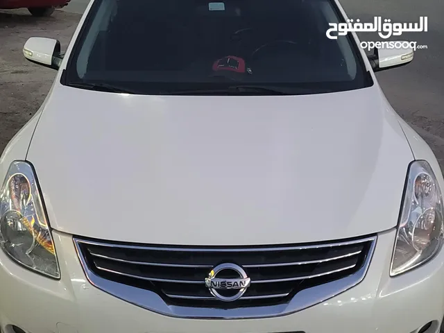 Used Nissan Altima in Ajman