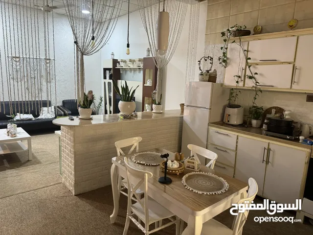 160 m2 2 Bedrooms Villa for Sale in Basra Abu Al-Khaseeb