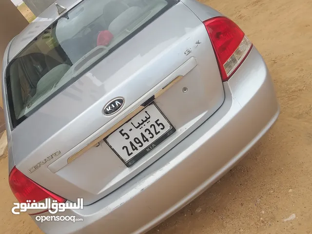 Used Kia Cerato in Tripoli