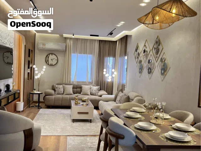 شقه مفروشه للإيجار اليومي في الشيخ زايد موقع مميز بجوار اركان مول