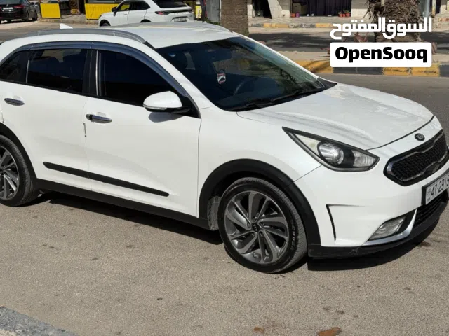 2017 كيا نيرو EX Touring