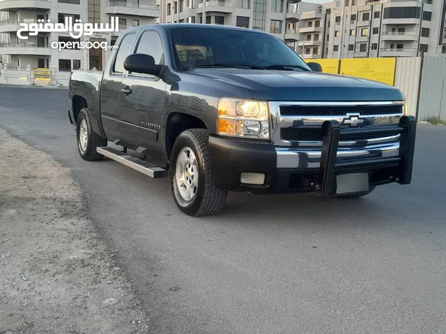 شفرليه سلفرادو 2008 بحاله ممتازه للبيع