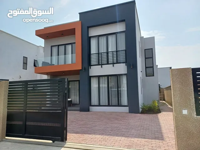 بناية للبيع بالطويسة الوارد الشهري 13 مليون