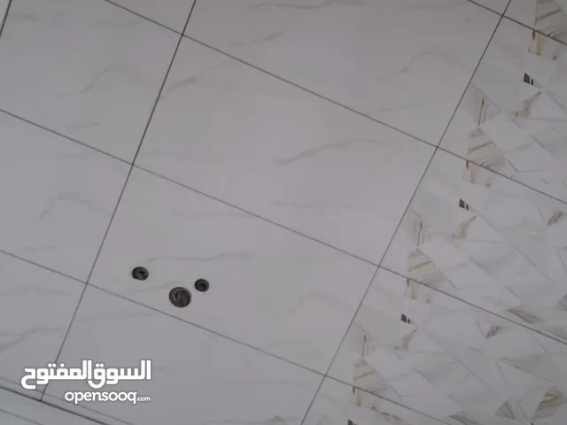 اسطي مصري لتركيب السراميك والبرسلين