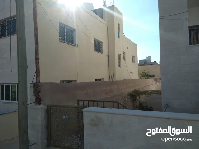 385 m2 More than 6 bedrooms Townhouse for Sale in Amman Abu Nsair