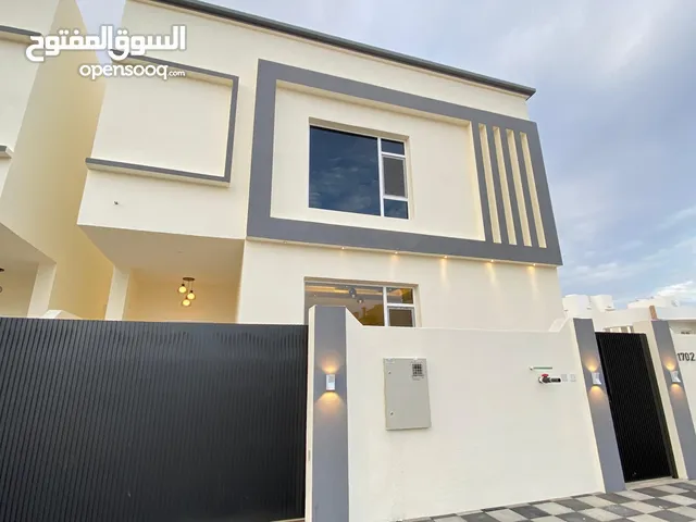 272m2 5 Bedrooms Villa for Sale in Muscat Amerat