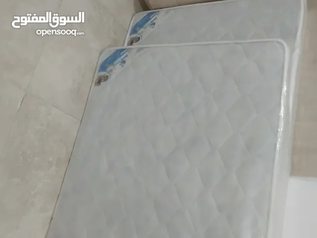 مرتبة قياس 200×90 عدداثنتان  Two Mattress size 200x90