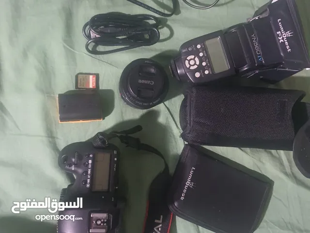 Canon EOS 5D Mark III - Professional DSLR Camera with 50mm lens and accessories for Sale