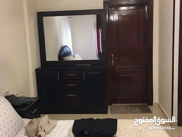 150 m2 3 Bedrooms Apartments for Rent in Amman University Street