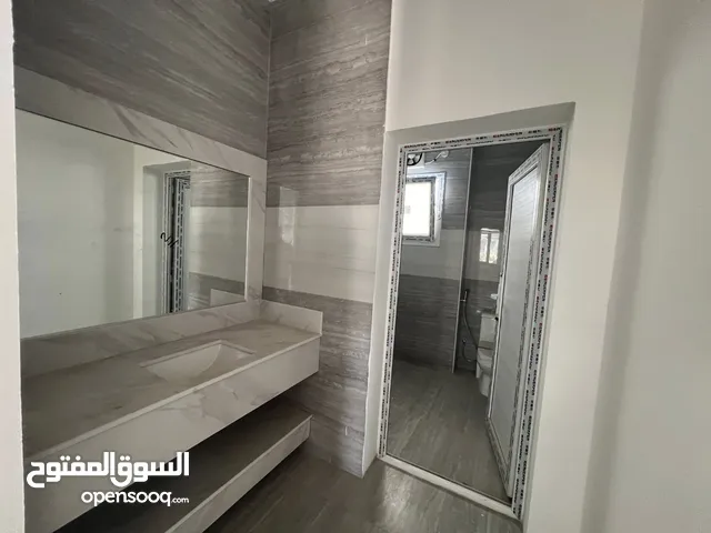 150 m2 2 Bedrooms Apartments for Rent in Al Rayyan Old Rayyan