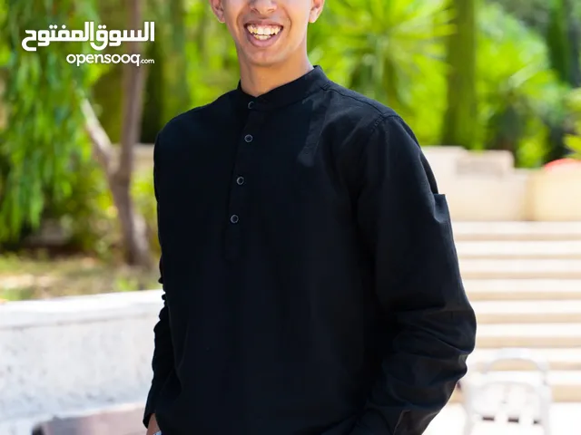 عمر عوض