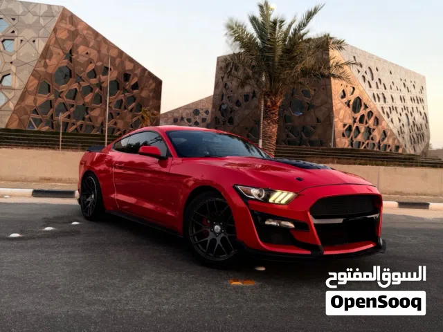 2016 فورد موستانج Standard V6