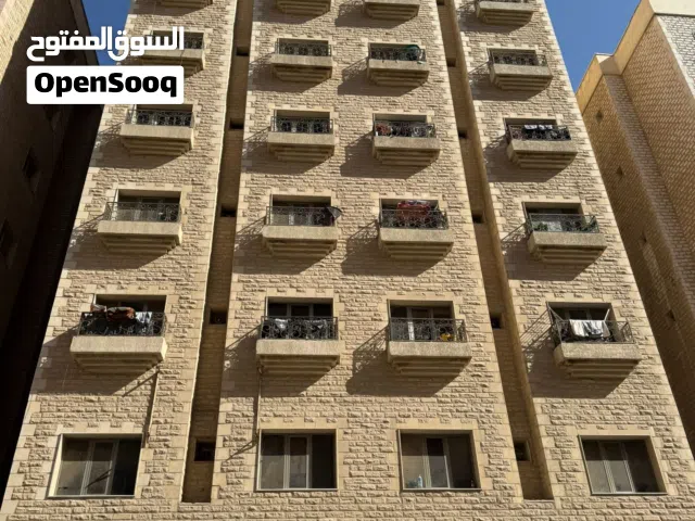 Furnished Yearly in Farwaniya Farwaniya