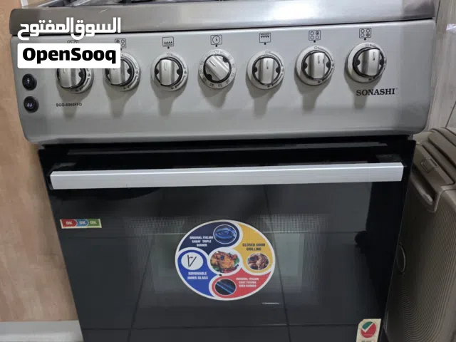 Used freestanding gas cooker with oven  Brand - Sonashi Size - 60W  x 60D x 86H cm Model - NA
