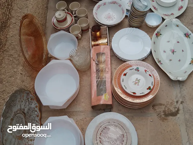اواني وصحون فرفوري اصلي مو خزف مال مطاعم متنوعه حسب ما موجود بالصوره