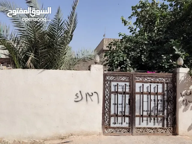 للبيع بيت 200متر