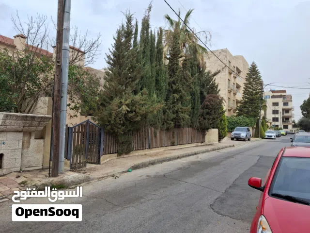 Residential Land for Sale in Amman Um Uthaiena