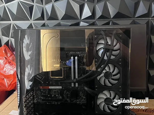 كامل جديد ناقصو كرت شاشة غير مستعمل جميع القطع ابداااPc