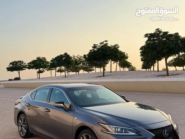 Used Lexus ES in Muscat