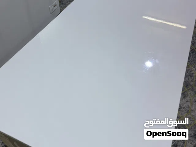 ميز طعام 8 كراسي وقوي جداً استعمال قليل