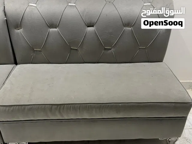 كنب ثلاث قطع
