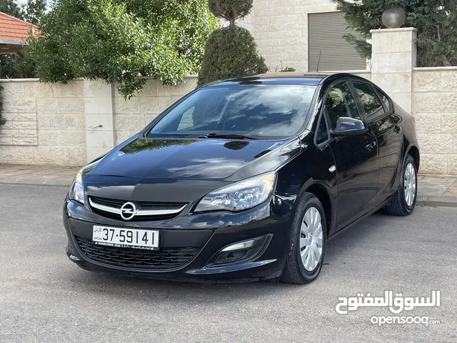 Opel Astra GS in Amman