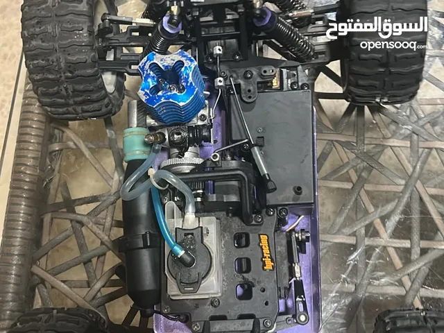 سيارة نايترو للبيع nitro rc car كاملة مع جميع اغراضها من شركة hsp .