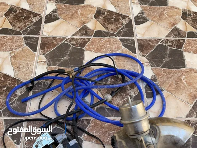 عكفه للبيع !