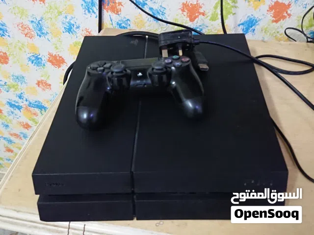 Play Station 4 1TB jailbreak 9.00
