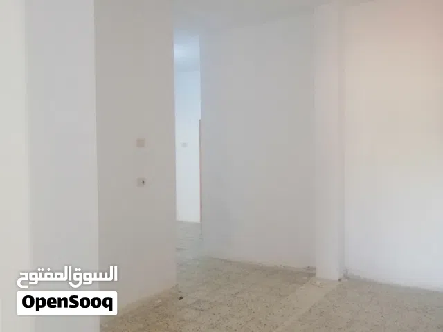 شقة للايجار دور الأول في عرادة