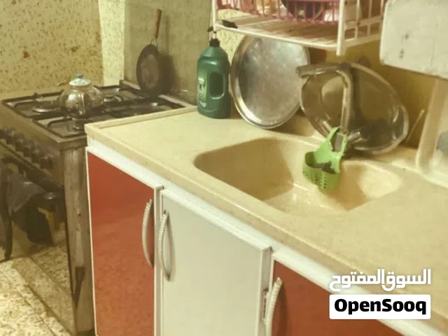 كاونتر جديد تركي مع ادوات مطبخ اوڤن بلباكيت جديد الماني ومعصاره فواكه وخلاط