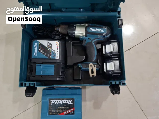Makita battery powered drill machine