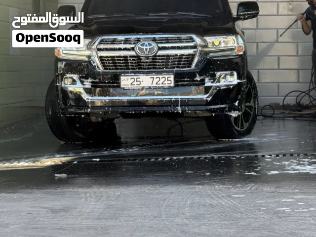 2015 تويوتا لاند كروزر VXR