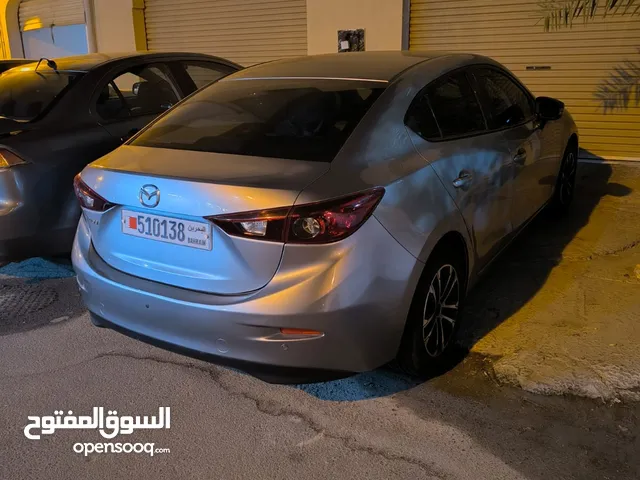 MAZDA 3 2015