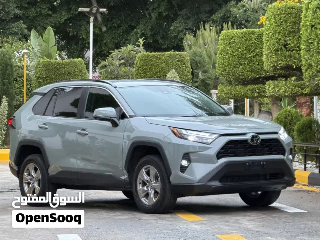 TOYOTA RAV4 XLE 2023