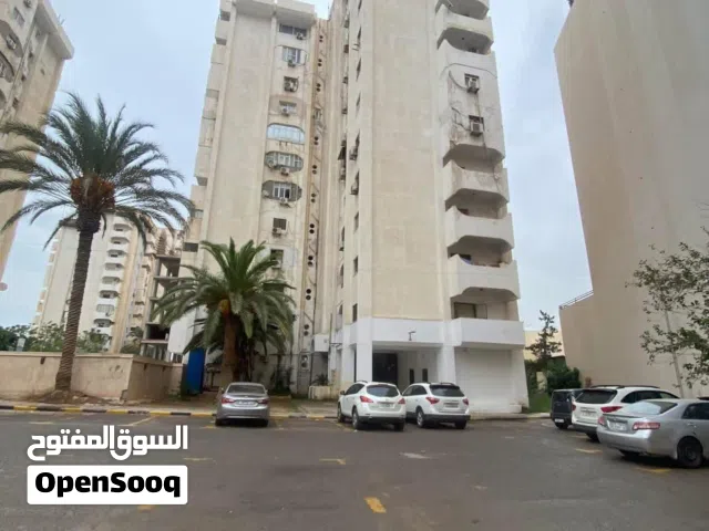 3 شقق. لبيع متوفرات. دور تاسع دور 11 دور تاني