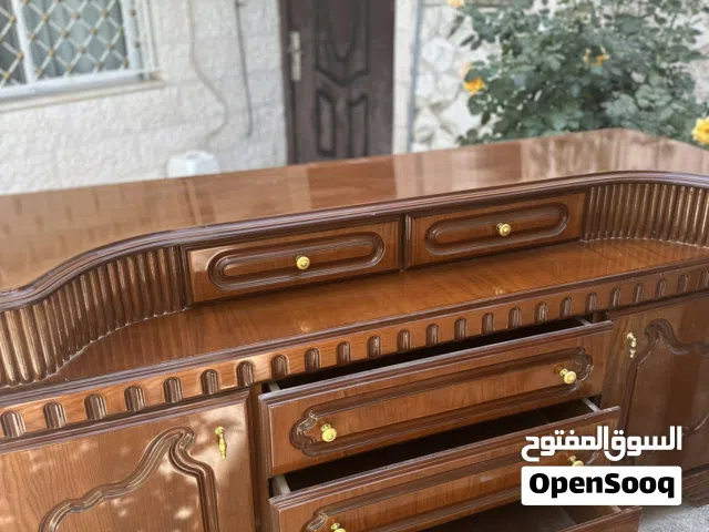 بوفيه كلاسيك فاخر خشب ثقيل مع مراية كبيرة