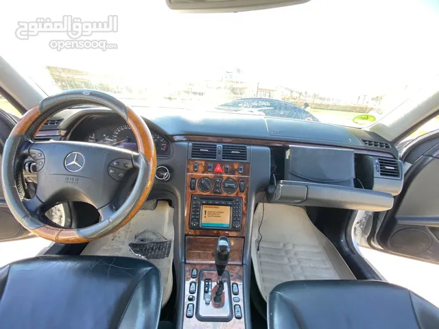 Used Mercedes Benz E-Class in Zliten