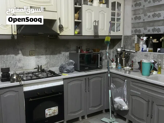 كاونتر.      للبيع.    شبهه.      جديد
