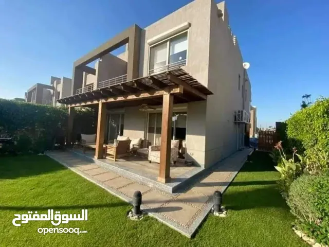 فيلا للبيع في كمبوند Palmhills باديه بقلب أكتوبر على طريق الواحات