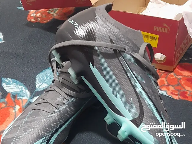 Puma Ultra boots, size 40, new, perfect condition