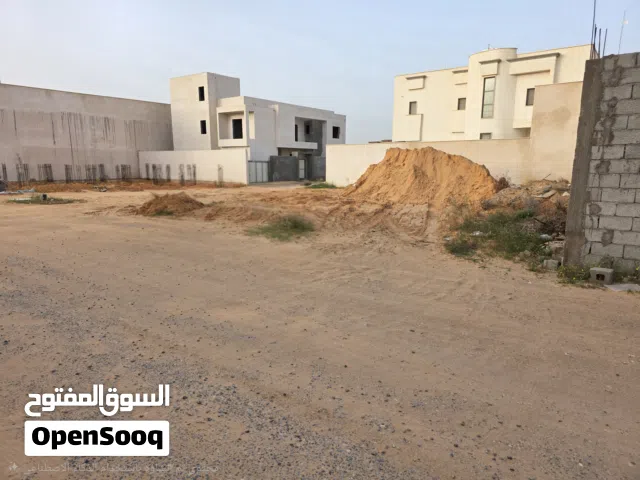 ارض للبيع بمساحة 400 متر مربع