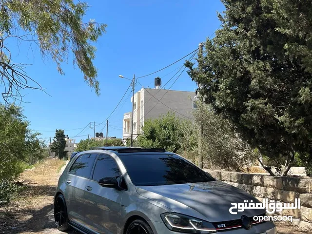 Golf gti mk7.5 للبيع كاش