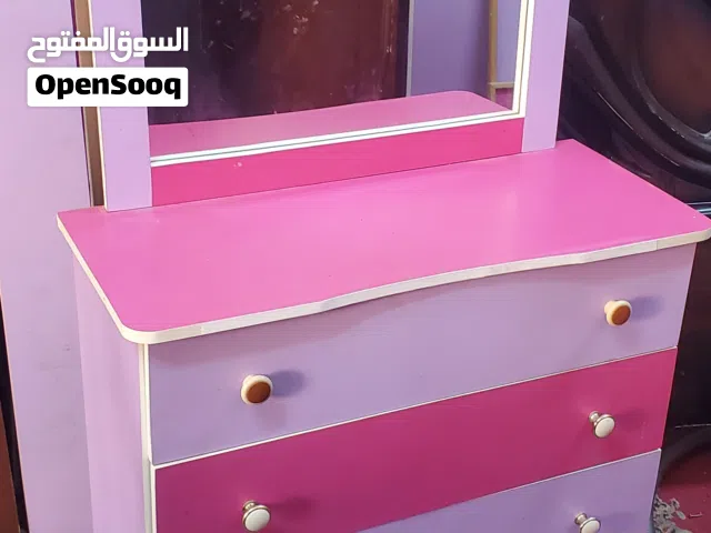 غرفة نوم تفصيل شبه جديد